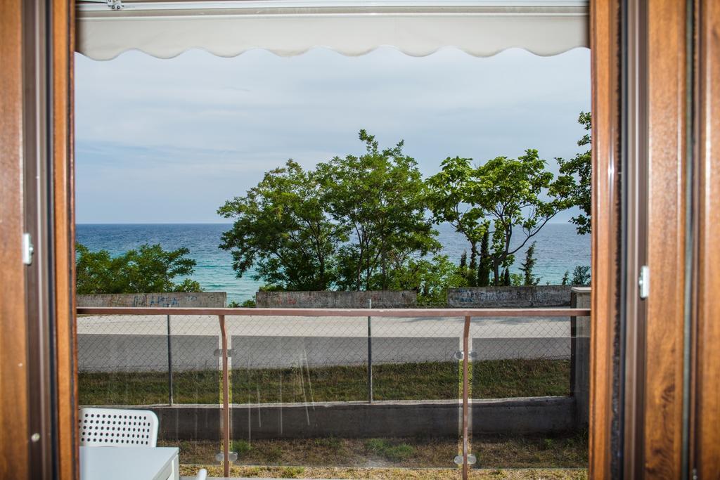 Sea view appartment in Geoponika Nea Kallikrateia Esterno foto